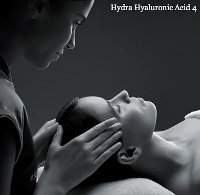Feuchtigkeitsspendende Intensivbehandlung – Hydra Hyaluronic Acid4